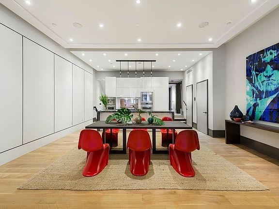 4th image of 56 Walker St #2