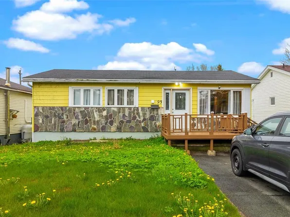 93 Smallwood Drive, Mount Pearl, NL A1N1B1