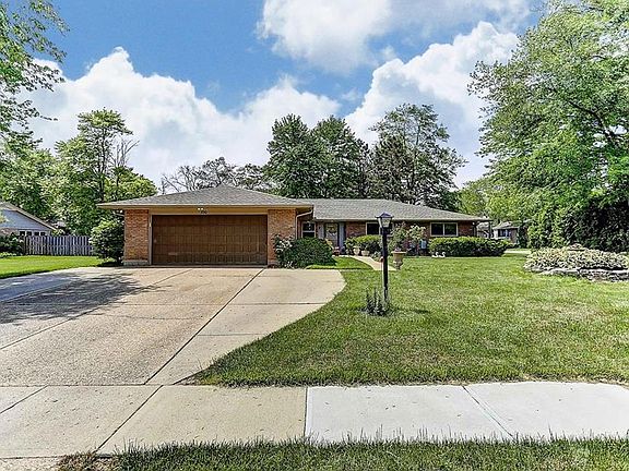 2nd image of 100 S Village Dr