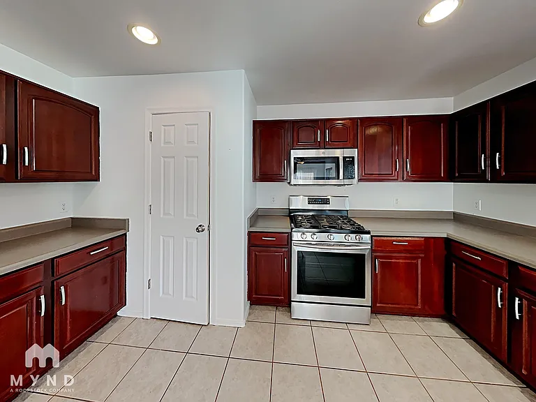 8032 E Senate St — Photo 6