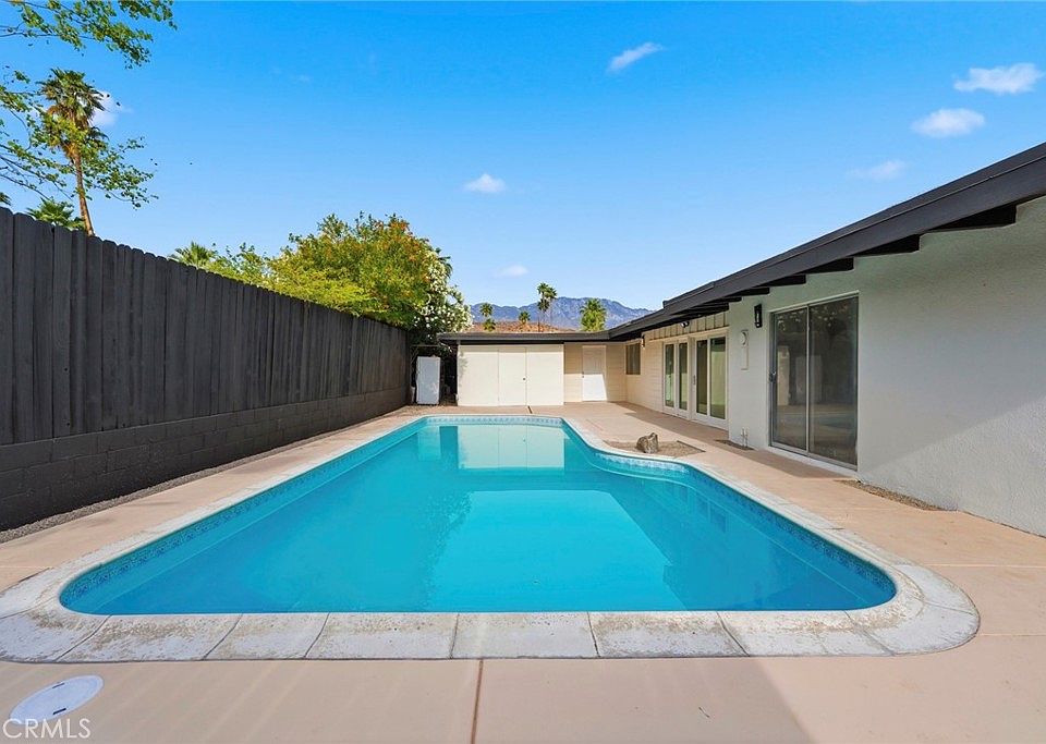 1st image of 37472 Melrose Dr