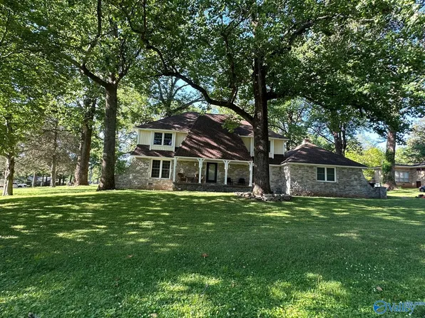 104 Poplar Dr, Meridianville, AL 35759