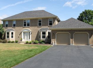 450 Bristol Way, Cary, IL 60013