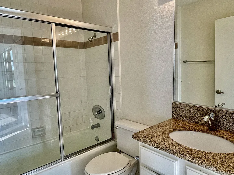 Park Rochester Apartments — Photo 172