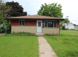 4749 N 49th St, Milwaukee, WI 53218