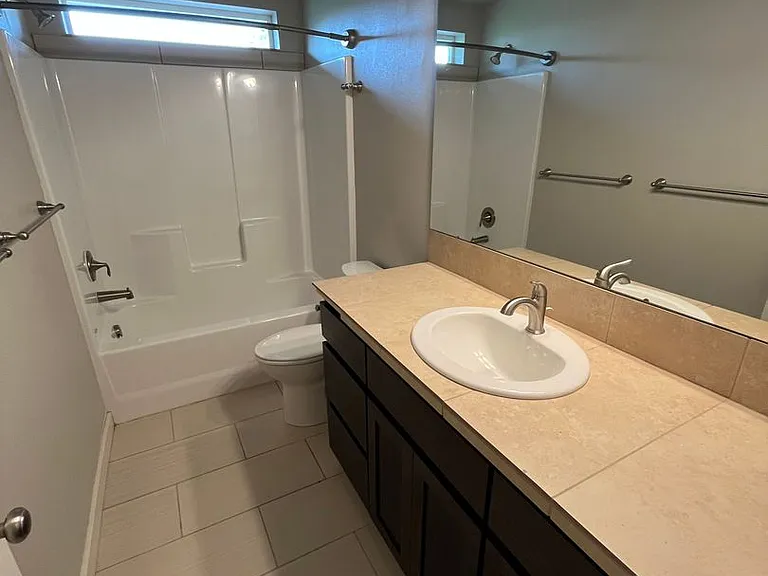 63159 NE De Haviland St — Photo 10