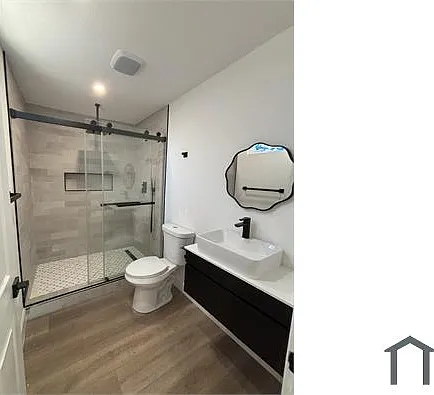 2045 Nolan St — Photo 10