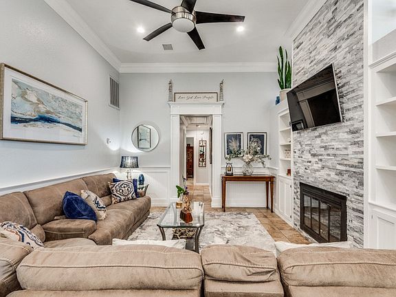 4th image of 400 Seminary Rdg