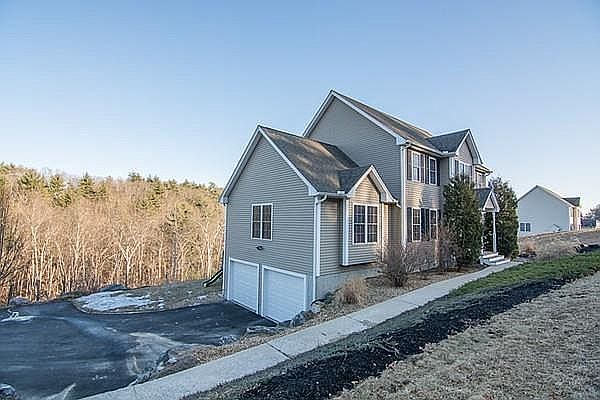 2nd image of 28 Longview Cir