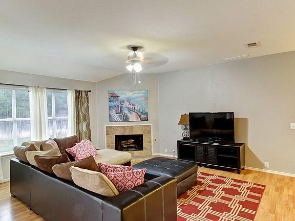5th image of 8325 Horseshoe Bend Dr