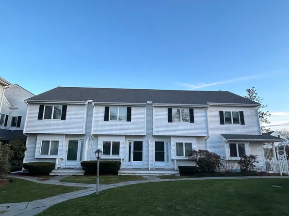 48 Camp St #9, Barnstable, MA 02630