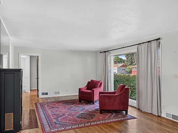 4th image of 3140 N 2nd St