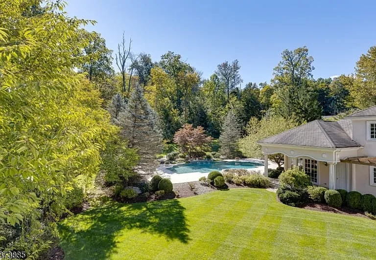 21 Stoningham Dr — Photo 23