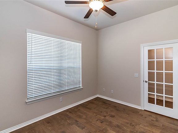 3rd image of 6202 S 59th St