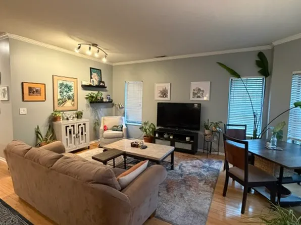 (undisclosed Address), Columbus, OH 43215