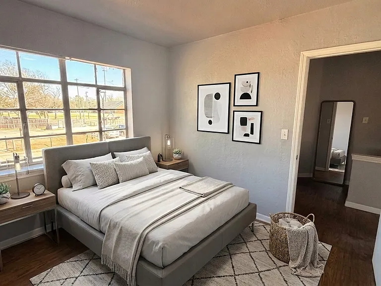 1931 NE 25th St #10 — Photo 3