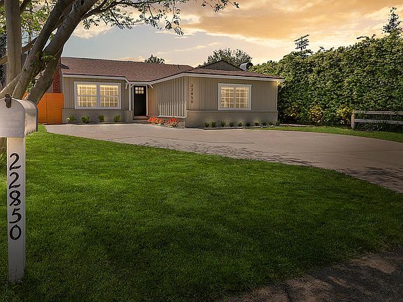 2nd image of 22850 Leonora Dr