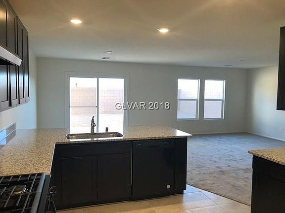 3rd image of 9721 Cluny Ave