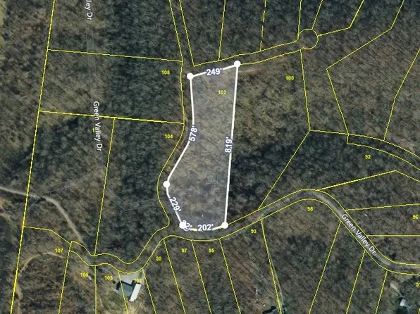 1198 Green Valley Dr, Ashland City, TN 37015