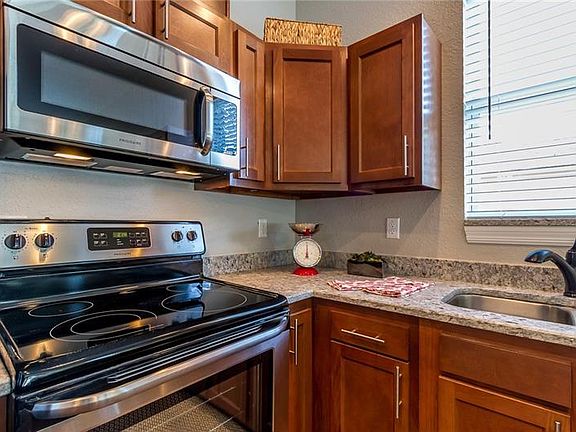 5th image of 7516 Germer St