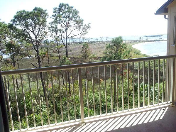 3 bed, 1500 sqft, $440 — Photo 1