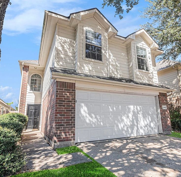 1st image of 12935 Garlenda Ln