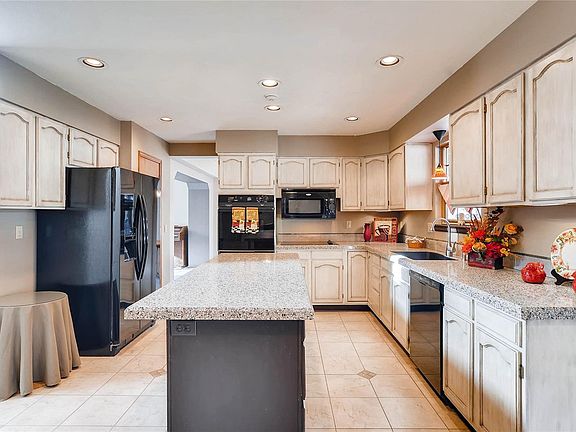 4th image of 6345 Peak Vista Cir