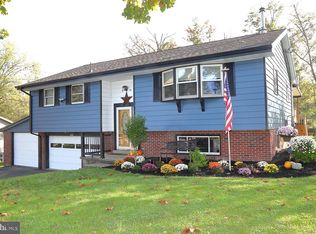 668 Reinholds Rd, Denver, PA 17517