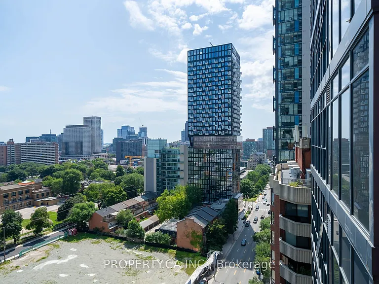 159 Dundas St E #1506 — Photo 14