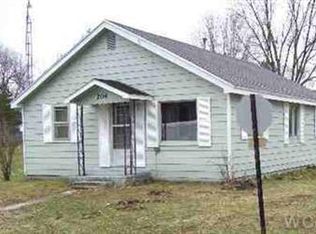 204 E Forest St, Edmore, MI 48829