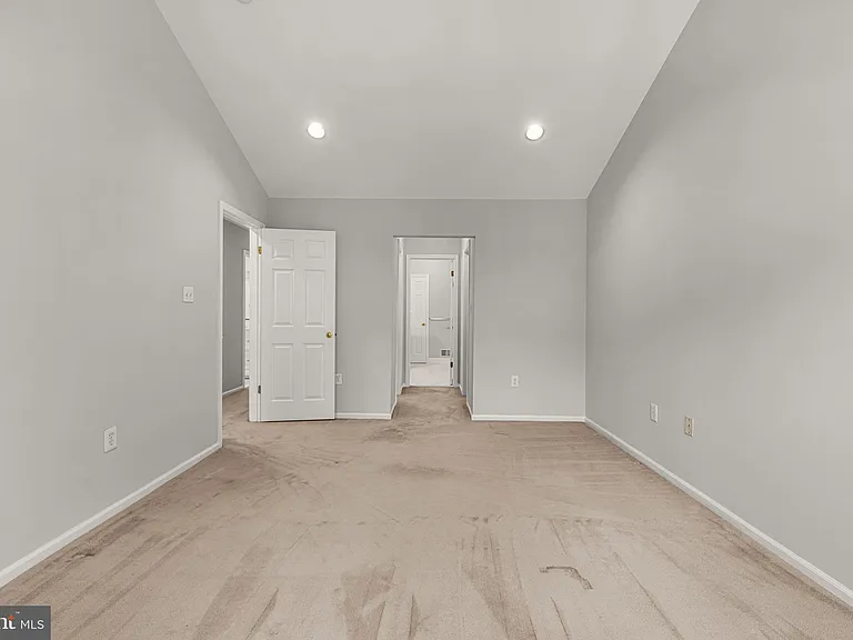 16 Lee Ct — Photo 26