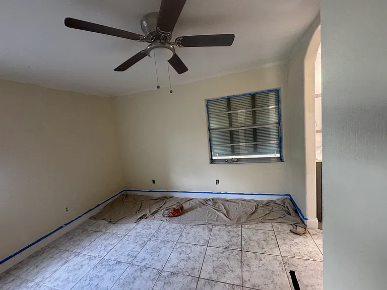 19145 Miami Blvd — Photo 6