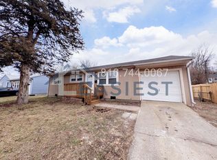 6305 E 149th St, Grandview, MO 64030