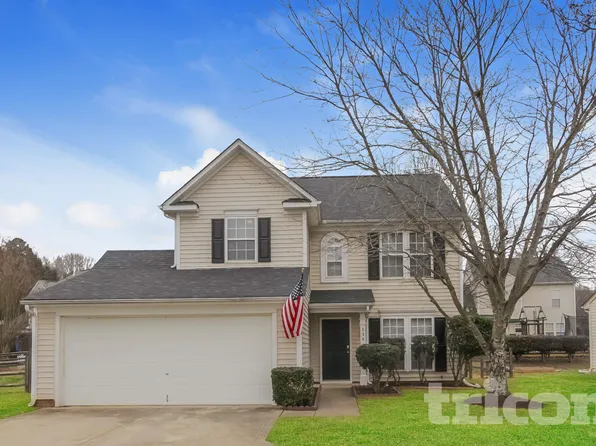 114 Brewster Ct, Mooresville, NC 28115
