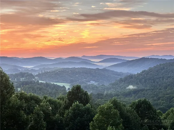 692 Great Sky Drive, Todd, NC 28684