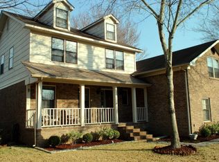 8152 Waltham Rd, North Charleston, SC 29406