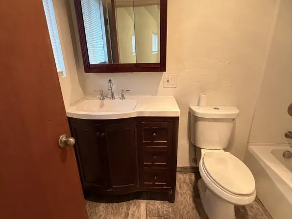 2157 Connecticut Ave, North Bend, OR 97459