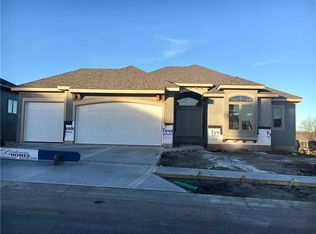 16904 Gillette St, Overland Park, KS 66221