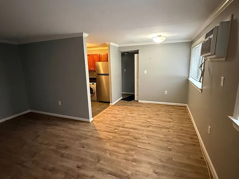 3101 Naylor Rd SE #104 — Photo 4