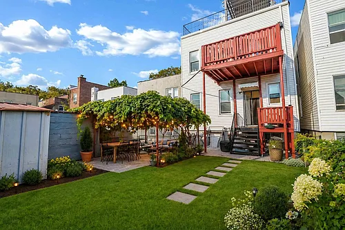 1918 24th Ave #1 Photo 1