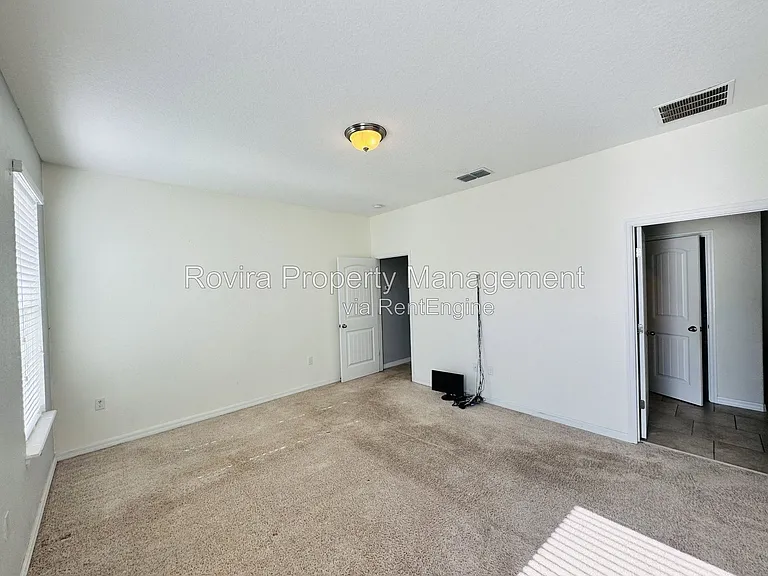 3221 Olivia Breeze Dr — Photo 18