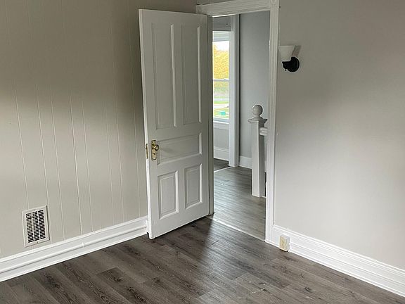 2nd image of 574 Roseberry St #2