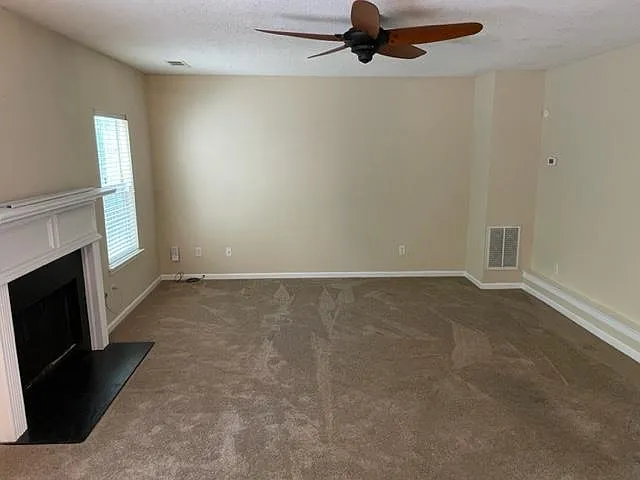 4202 Fortune Point — Photo 5
