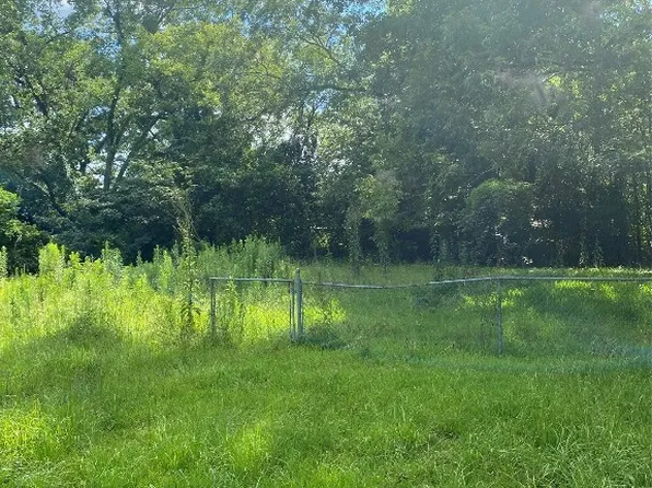 1713 N Weaver St, Selma, AL 36703