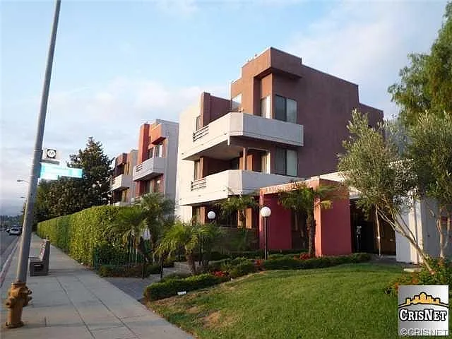 7826 Topanga Canyon Blvd #207