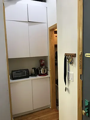 Rented by Georgine Podhorsky, LREB | media 13