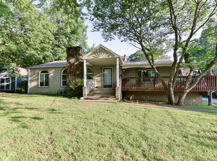3104 E Beaumont St, Springfield, MO 65804