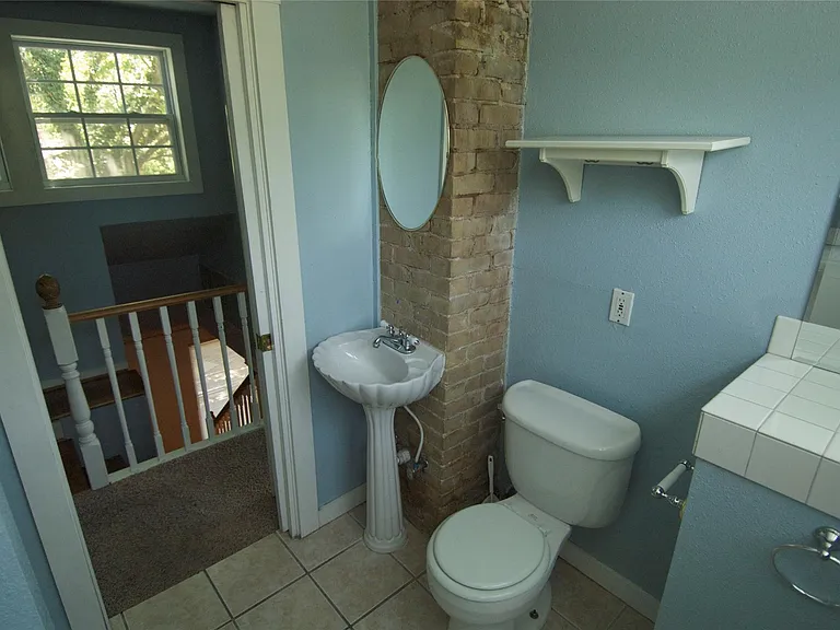 1107 W 22nd St #A — Photo 11