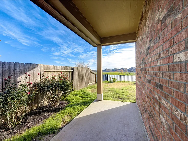 5314 Silver Ledge Dr — Photo 49