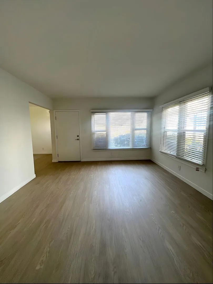 1 bed, 1.0 bath, $2,805 — Photo 3